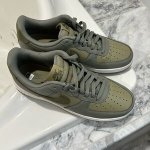 Nike Air Force ones size 10 FJ4170–002